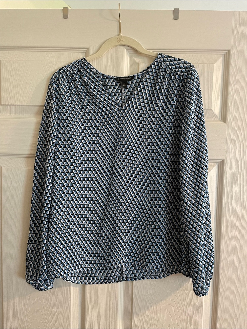 Banana Republic Blue Geometric Long-Sleeve Blouse